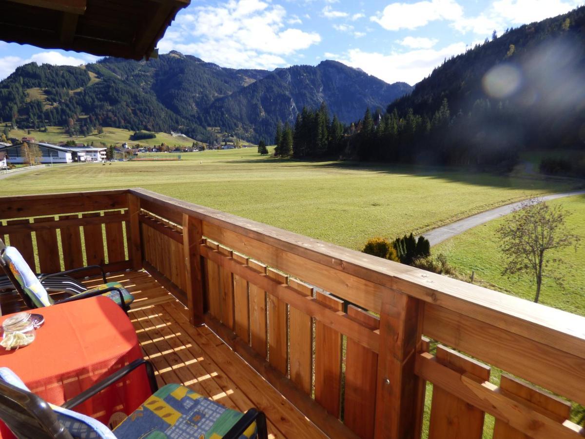 Haus Alpenland Hotel Tannheim Exterior foto