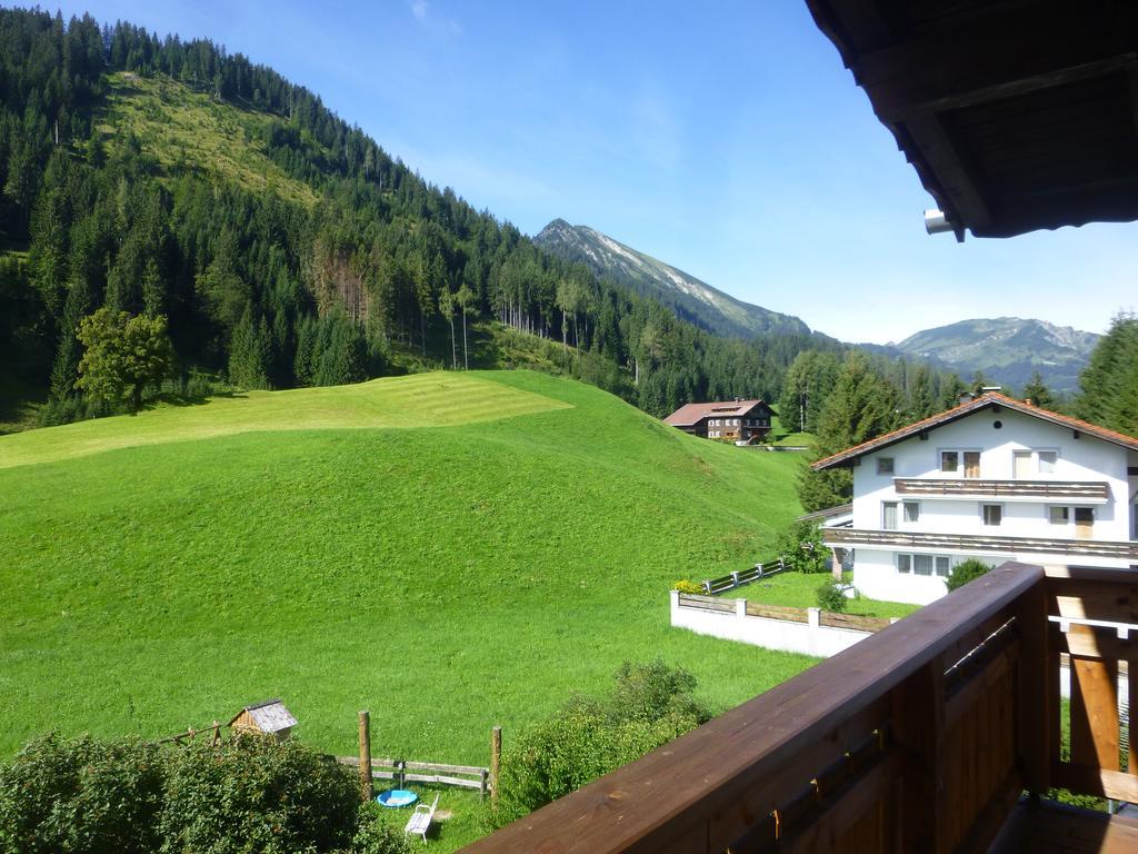 Haus Alpenland Hotel Tannheim Exterior foto