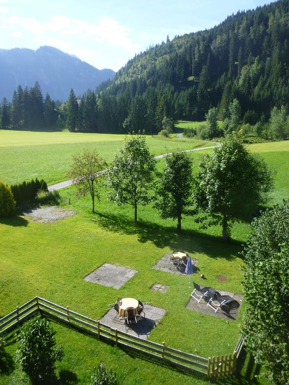 Haus Alpenland Hotel Tannheim Exterior foto